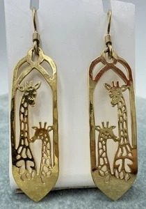 Wild Bryde Giraffe Earrings, Pendant Framed, Face Only, Pairs & Families - Unofficial Wild Bryde Collector's Guide