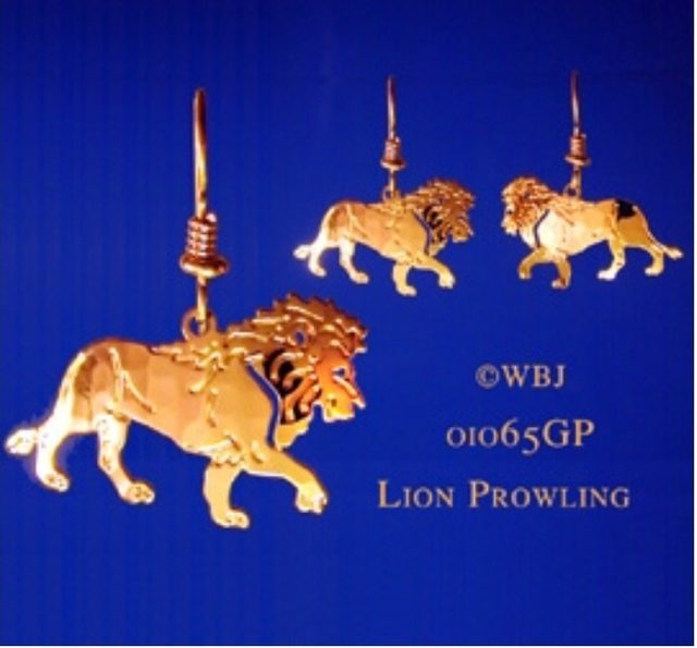 Wild Bryde Lion Earrings Full-Body, Naturalistic - Unofficial Wild Bryde Collector's Guide