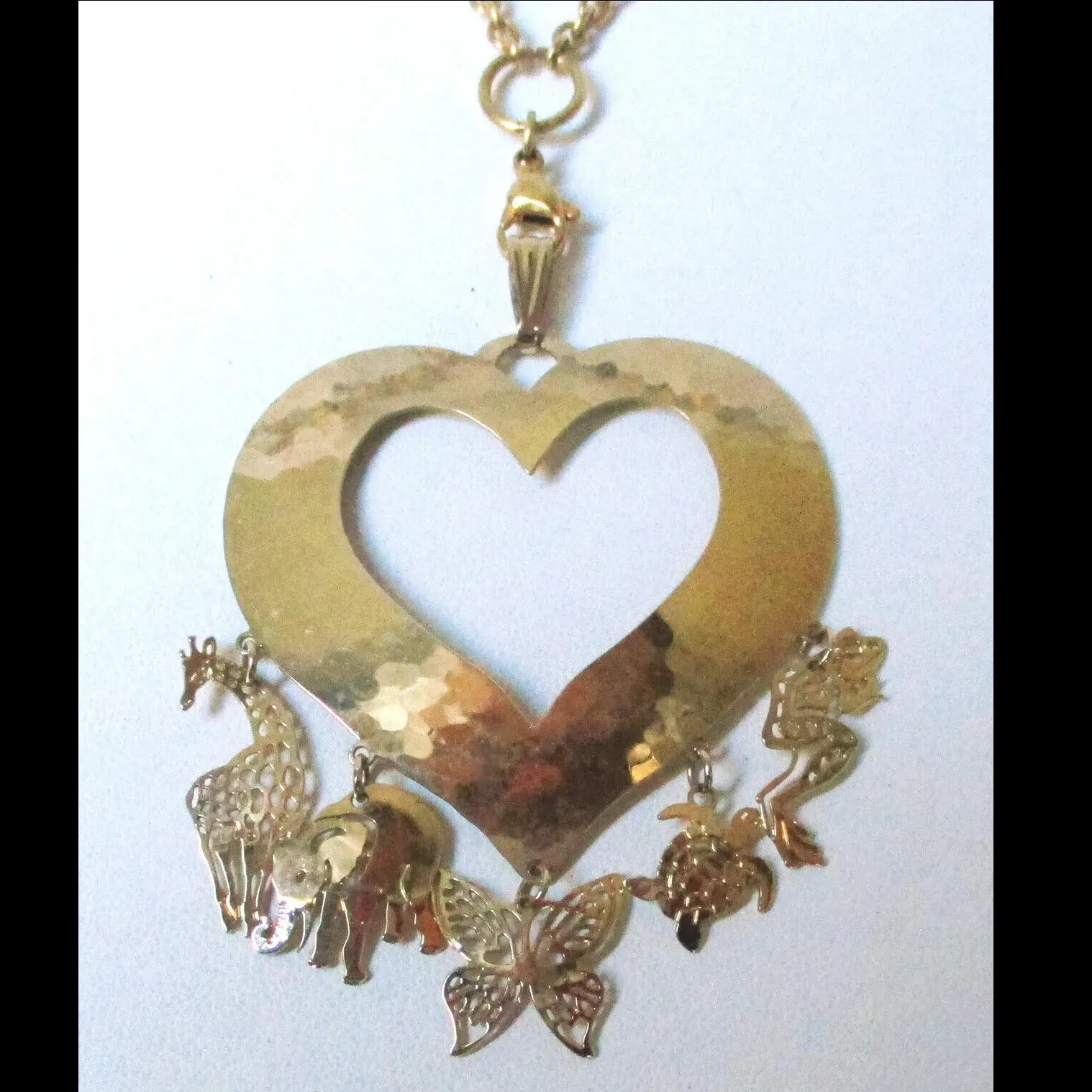 Wild Bryde Poison Arrow Frog & Green Sea Turtle & Butterfly & Elephant & Giraffe & Heart Pendant, Brooch Full-Body, Dangles or Articulation, Whimsical - Unofficial Wild Bryde Collector's Guide