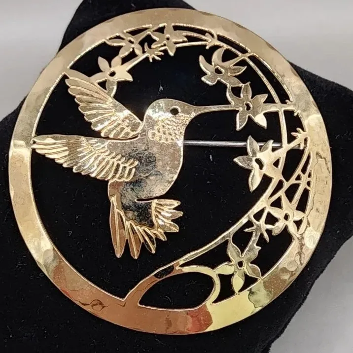 Wild Bryde Ruby-Throated Hummingbird & Gilia Flower Brooch, Earrings, Other Full-Body, Landscape, Framed - Unofficial Wild Bryde Collector's Guide