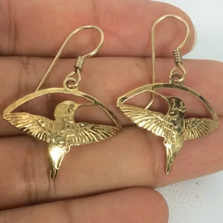 Wild Bryde Anna's Hummingbird Earrings Full-Body, Species Ambiguous, Framed - Unofficial Wild Bryde Collector's Guide